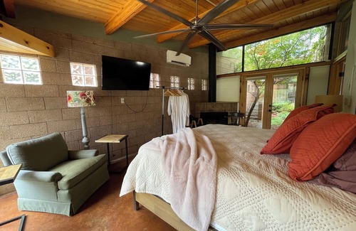 Canoncito Complejo | Host Group + Family Retreats! 11-acres, 2 homes + views: Red Jack Ranch Santa Fe