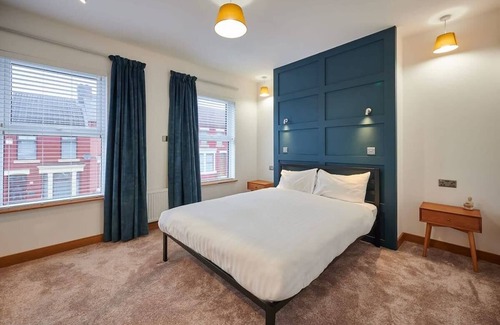 Liverpool Casa | Host & Stay | 19 Garswood