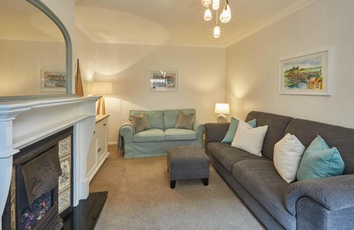 Whitby Casa | Host & Stay - Adventure House