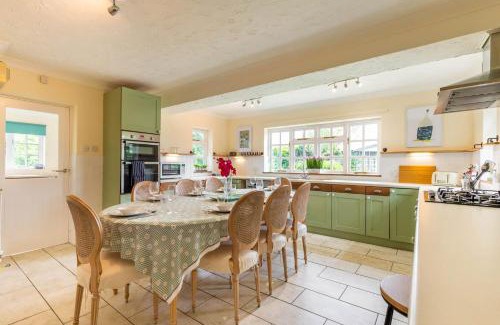 Irstead Casa | Host & Stay - Alderfen View
