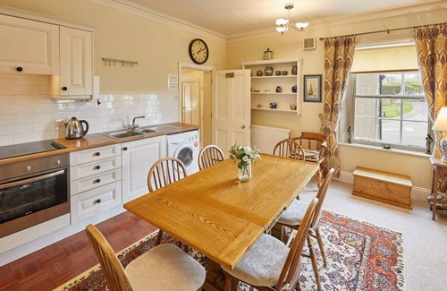 Sneaton Apartamento | Host & Stay | Apartment 7, Sneaton Hall
