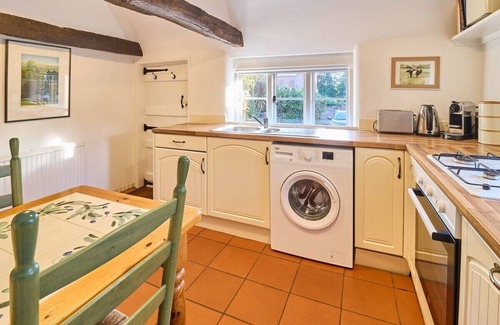 Westbere Casa | Host & Stay | Bere Cottage