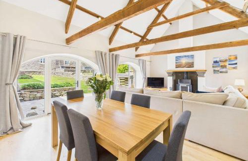 Belford Casa | Host & Stay - Blue Barn