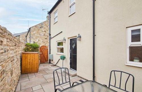 Barnard Castle Casa | Host & Stay - Castle View