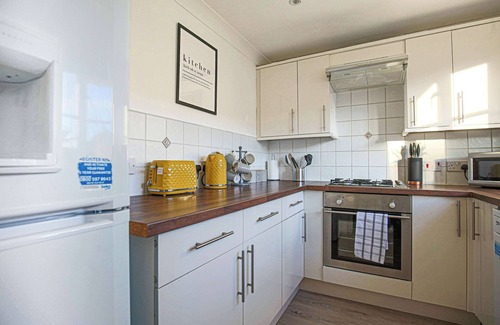 Milton Keynes Casa | Host & Stay | Chicksands Avenue