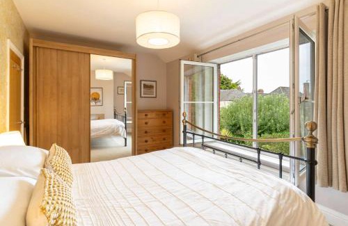 Weymouth Casa | Host & Stay - Clearmount Cottage