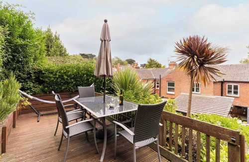 Weymouth Casa | Host & Stay | Clearmount Cottage