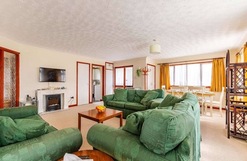Scratby Casa | Host & Stay | Cransley