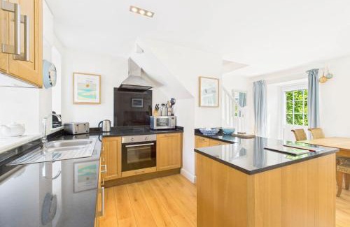 South Charlton Casa | Host & Stay - Dove Cottage