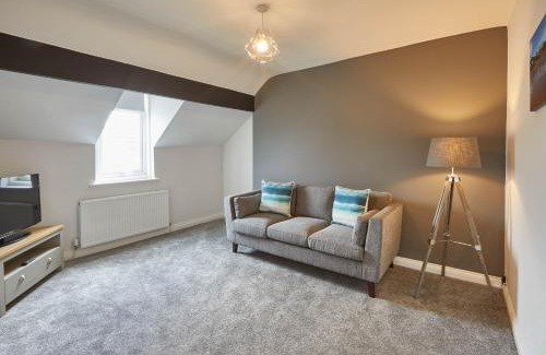 Saltburn-by-the-Sea Apartamento | Host & Stay - Emerald Hideaway