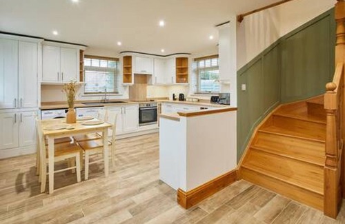 Alne Casa | Host Stay Fawcett Cottage