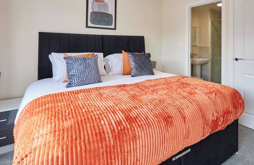 Milton Keynes Casa | Host & Stay | Fen Street