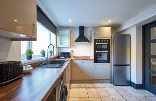 Woodhorn Casa | Host & Stay | North Shore Cottage