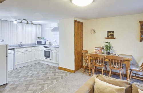 Newton-on-Rawcliffe Apartamento | Host & Stay | Owl Sum