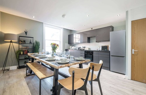 Georgian Quarter Apartamento | Host & Stay | Georgian Quarters @ Canning III & IV