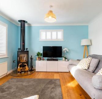 Mundesley Casa | Host & Stay - Gorse Cottage