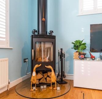 Mundesley Casa | Host & Stay - Gorse Cottage