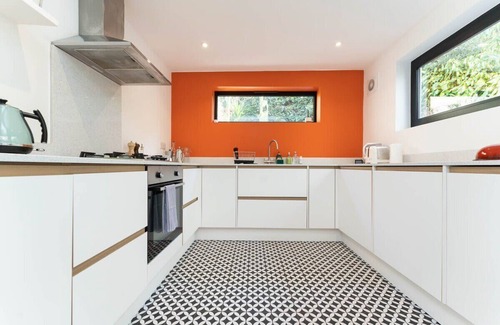 Brighton Casa | Host & Stay | Grove Townhouse