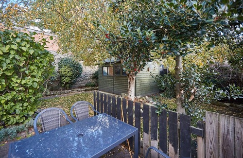 Pickering Casa | Host Stay Hall Garth