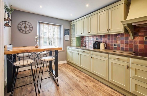 Holme Casa | Host & Stay | Lime Tree House
