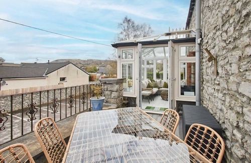Holme Casa | Host & Stay | Lime Tree House