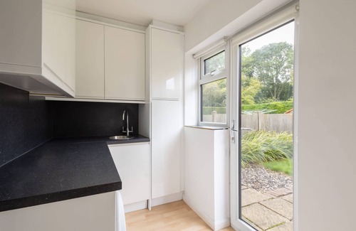 Peterborough Casa | Host Stay Lingwood Park