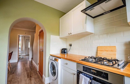 Ashbourne Casa | Host & Stay | Mayfield House