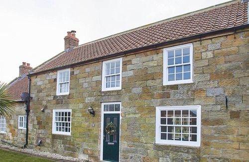 Lythe Casa | Host Stay Middle Farmhouse