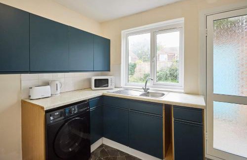Lower Wick Casa | Host & Stay - Oldbury Road