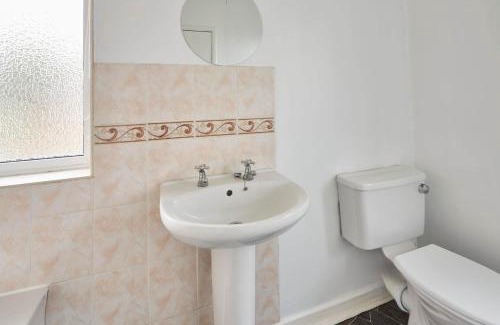 Lower Wick Casa | Host & Stay - Oldbury Road