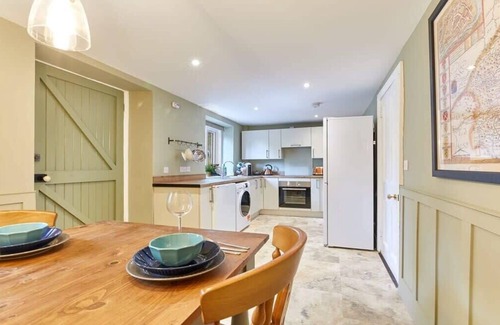 Otterburn Casa | Host & Stay | Percy Cottage