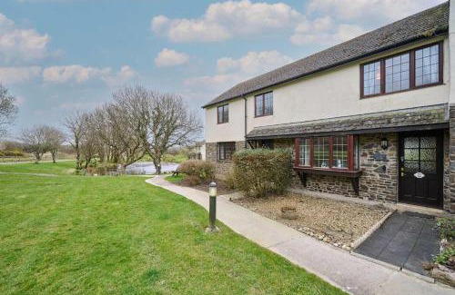 North Buckland Casa | Host & Stay - Providence Cottage