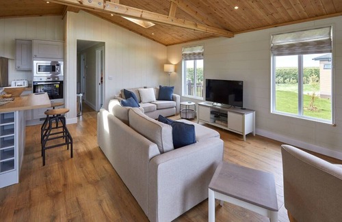 Runswick Bay Cabina | Host & Stay | Salt & Seaweed