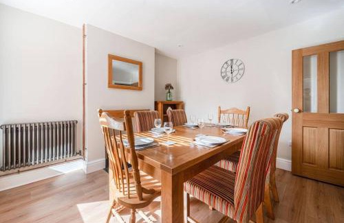 Ipswich Casa | Host & Stay - Sherrington Road Abode