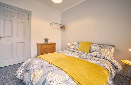 Seaton Delaval Casa | Host & Stay | Silverlinings
