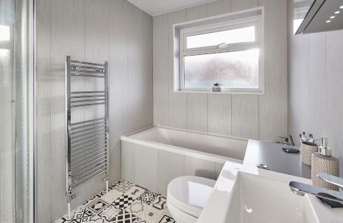 Saltburn-by-the-Sea Casa | Host & Stay - Station Cottage