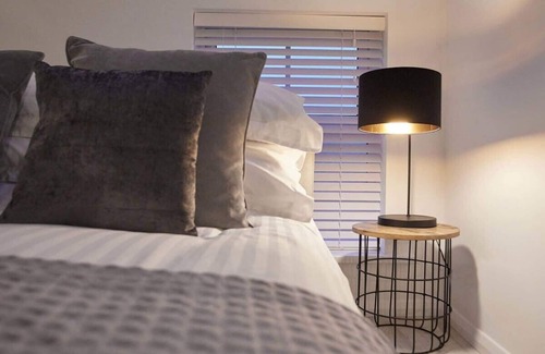 Saltburn-by-the-Sea Apartamento | Host & Stay | The Surfer's Loft Apartment
