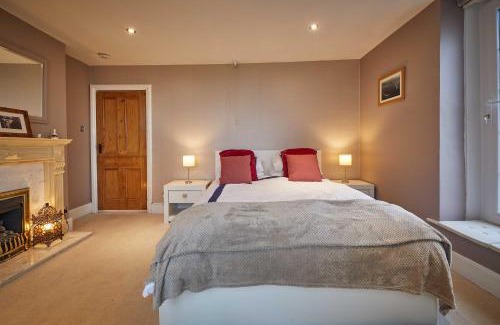 Tynemouth Casa | Host & Stay - The View Old Coastguard Cottage