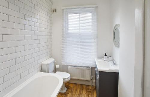 Saltburn-by-the-Sea Casa | Host & Stay - Windsor Cottage