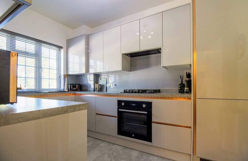 Northwood Apartamento | Host & Stay | Wolsey Mansions