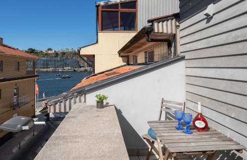 Sao Pedro da Afurada Casa | Host Wise - Stylish Luxurious House - River View