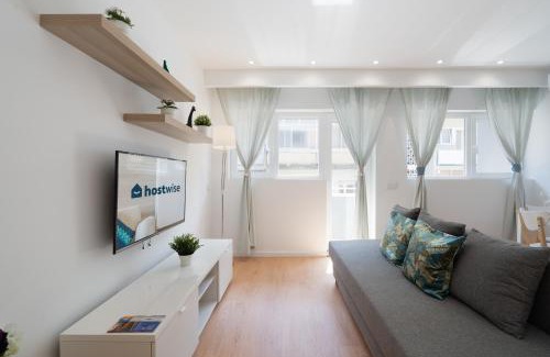 Vila Nova de Gaia Apartamento | Host Wise - Sweet Sunny Flat with Balcony