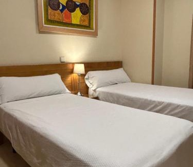 Barajas Casa | Hostal Aeropuerto