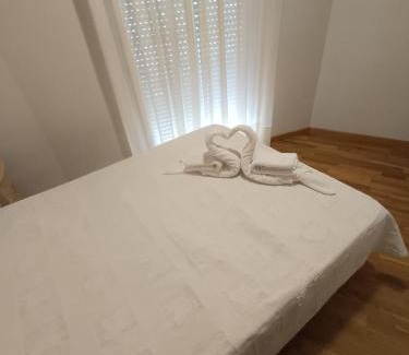 Mocejón Casa | Hostal Alhambra