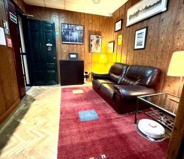 Justicia Casa | Hostal Asunción