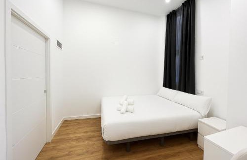 Cuatro Caminos Casa | Hostal Bernabeu
