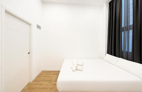 Cuatro Caminos Casa | Hostal Bernabeu