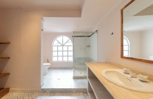Laureles Hotel | Hostal Boutique Casa Mosaiko Nutibara
