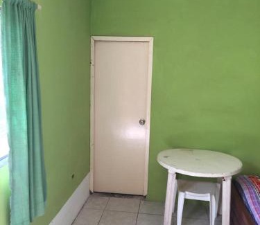 Salinas Otro | Hostal Camping Beach
