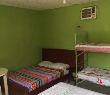 Salinas Otro | Hostal Camping Beach